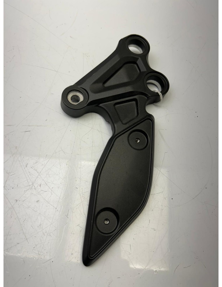 Platine de repose pieds gauche origine YAMAHA FZ8 2011 - 2015