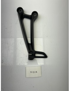 Platine repose-pied arrière gauche YAMAHA MT 07 2014 - 2019 1WS2741L0100