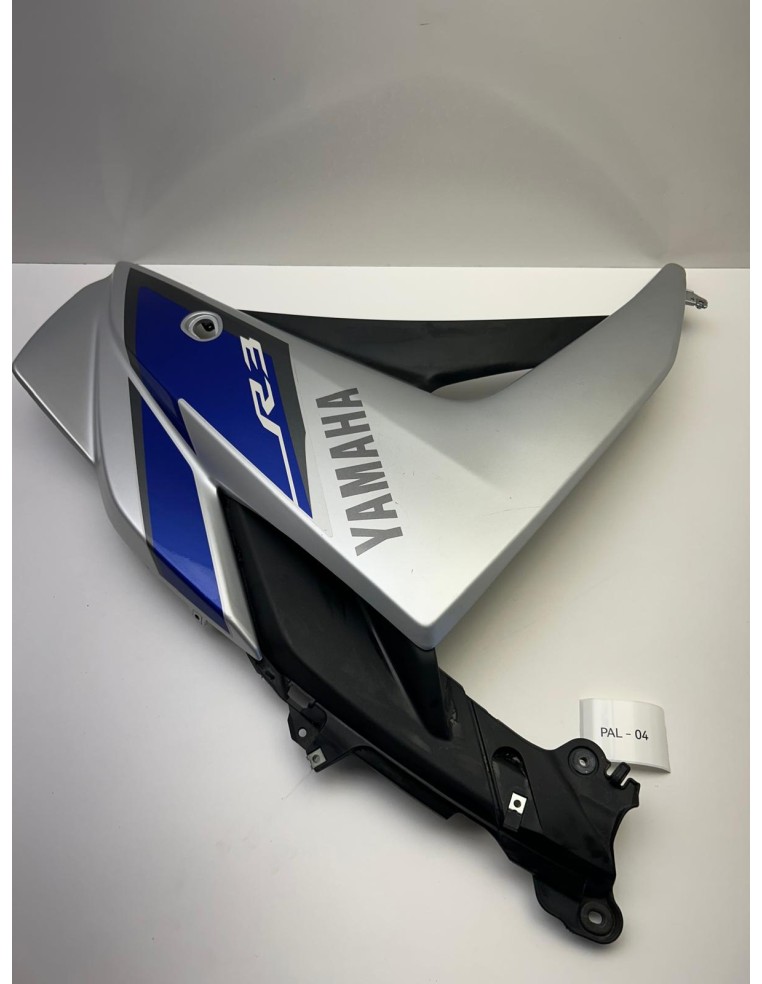 Carénage latéral droit YAMAHA R3 2014 - 2018
