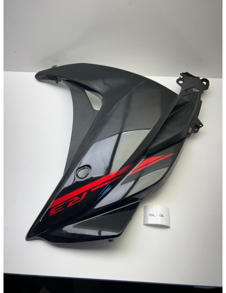 Carénage latéral droit YAMAHA R3 2014 - 2018