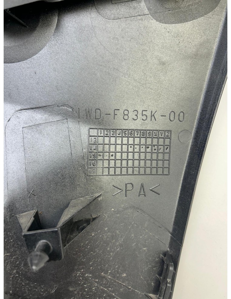 Carénage latéral droit YAMAHA R3 2014 - 2018
