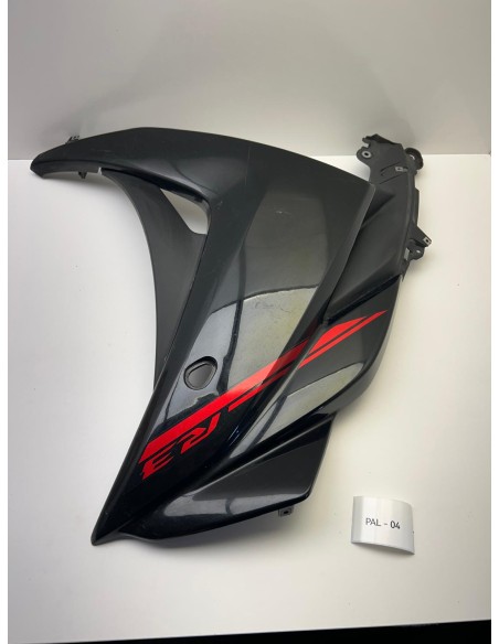 Carénage latéral droit YAMAHA R3 2014 - 2018