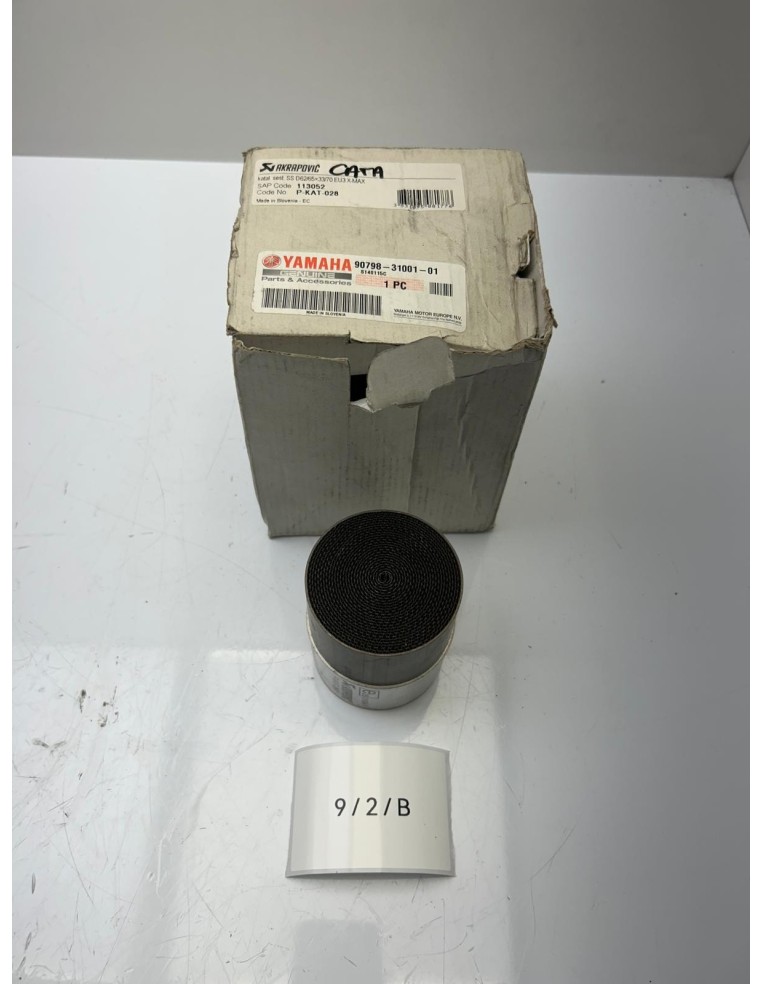 Catalyseur Akrapovič YAMAHA MT 07 / MT 09 2014 / 2024 907983100101