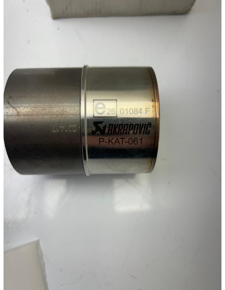Catalyseur Akrapovič YAMAHA MT 07 / MT 09 2014 / 2024 907983100101