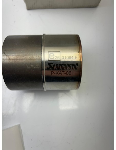 Catalyseur Akrapovič YAMAHA MT 07 / MT 09 2014 / 2024 907983100101