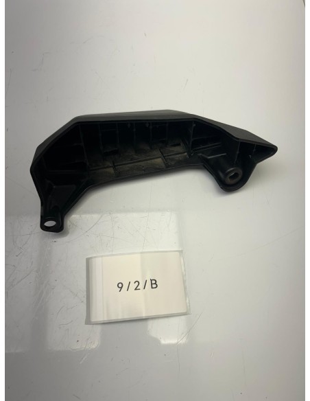 Cache / protection moteur gauche YAMAHA MT 07 2014 / 2024 B4C211D00000