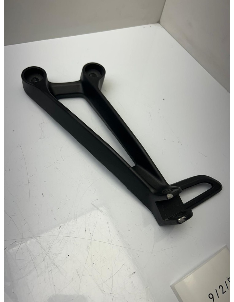 Platine repose-pied arrière gauche YAMAHA MT 07 2014 - 2019 1WS2741L0100