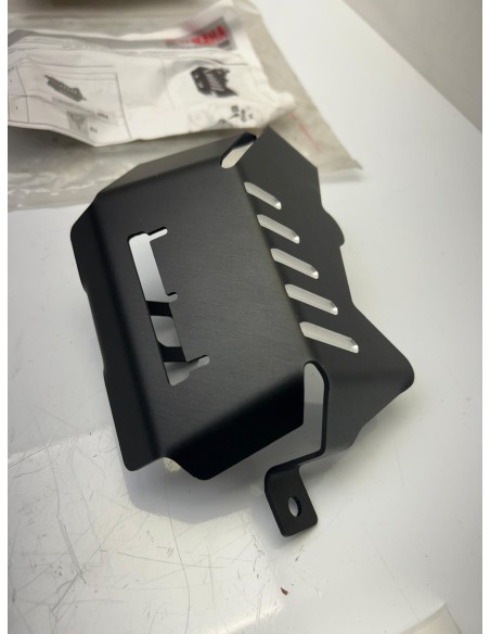 Cache réservoir de liquide refroidissement YAMAHA MT 07 2014 / 2024 1WSF217200