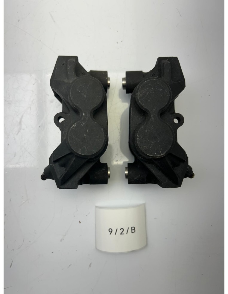 Etriers de frein avant YAMAHA MT 09 2014 / 2024 1RC2580U0000 / 1RC2580T0000