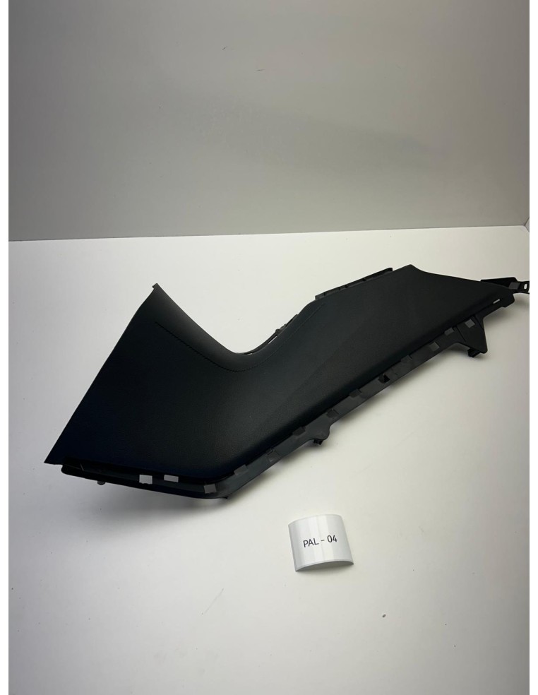 Cache latéral gauche YAMAHA TMAX 530 2017 - 2019