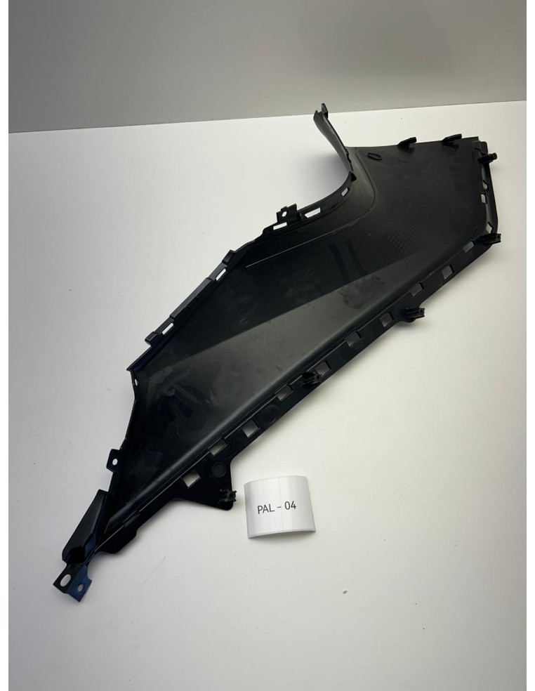 Cache latéral gauche YAMAHA TMAX 530 2017 - 2019