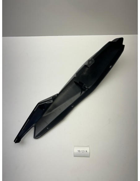 Flanc de selle gauche origine YAMAHA YBR 125 2012 - 2012