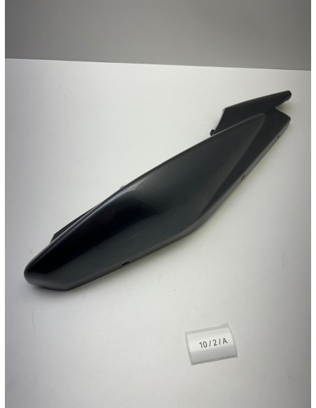 Flanc de selle gauche origine YAMAHA YBR 125 2012 - 2012