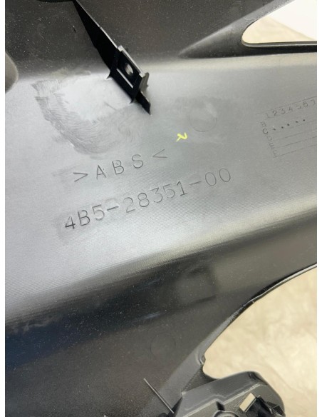 Carénage latéral gauche origine YAMAHA TMAX 500 2008 - 2011