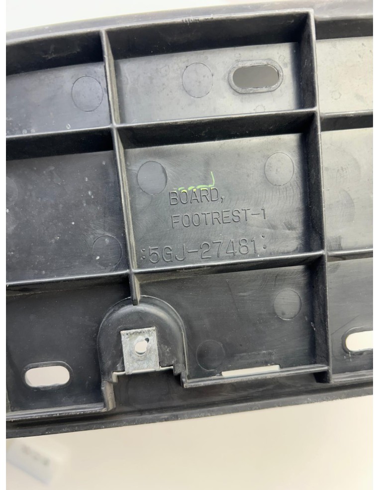 Plancher repose pieds gauche YAMAHA TMAX 500 2001 - 2007