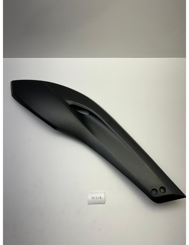 Cache latéral droit YAMAHA 500 TMAX 2008 - 2011