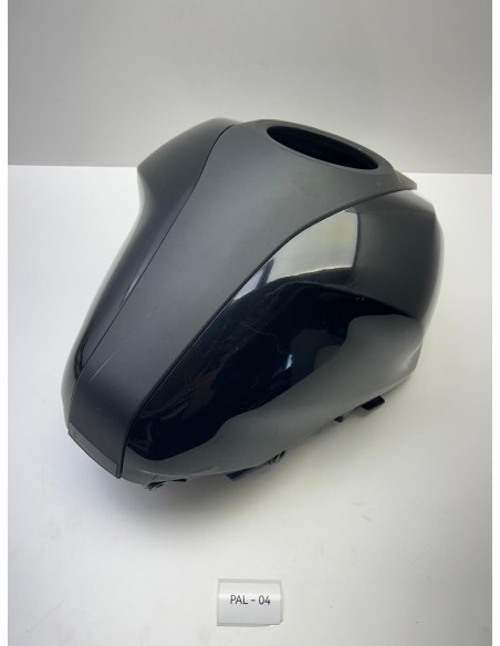 Cache réservoir YAMAHA YZF R3 / YZF R25 2014 - 2018 1WDF412900