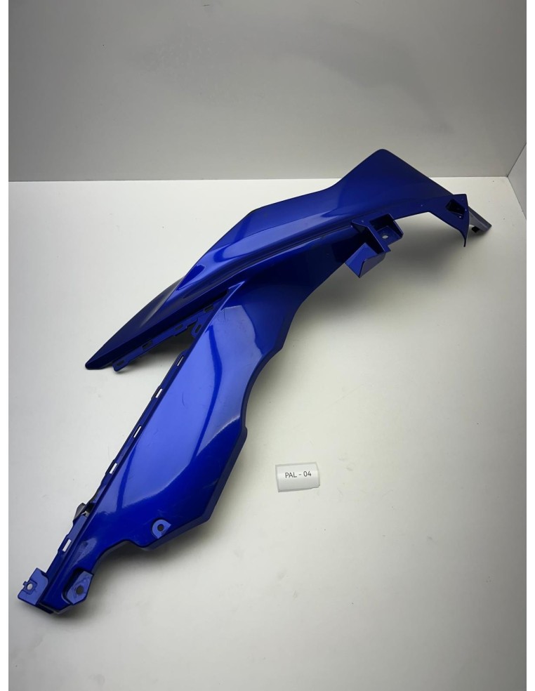 Carénage supérieur droit YAMAHA YZF R3 2019 - 2024 BS7F172H00
