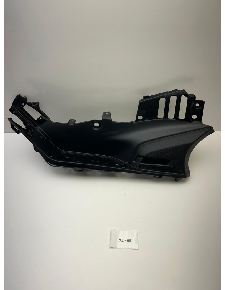 Repose pied gauche YAMAHA TMAX 530 2017 - 2019 BC32748100
