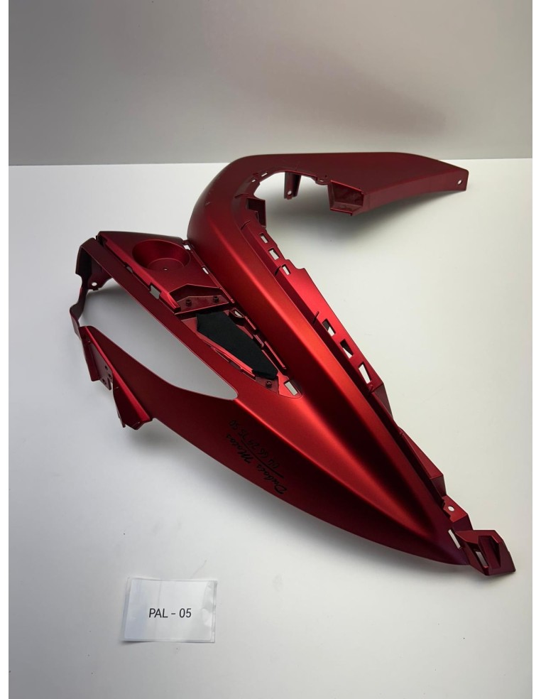 Carénage avant gauche YAMAHA TRICITY 125 2014 - 2024 2CMF835100