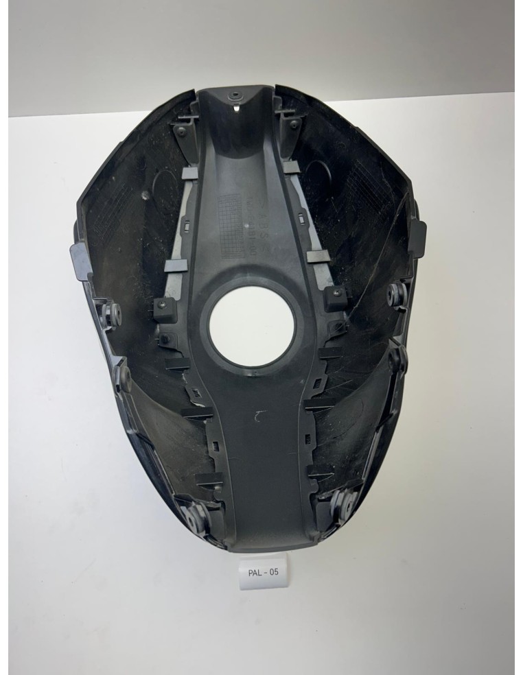 Cache réservoir YAMAHA YZF R3 / YZF R25 2015 - 2016 1WDF412900