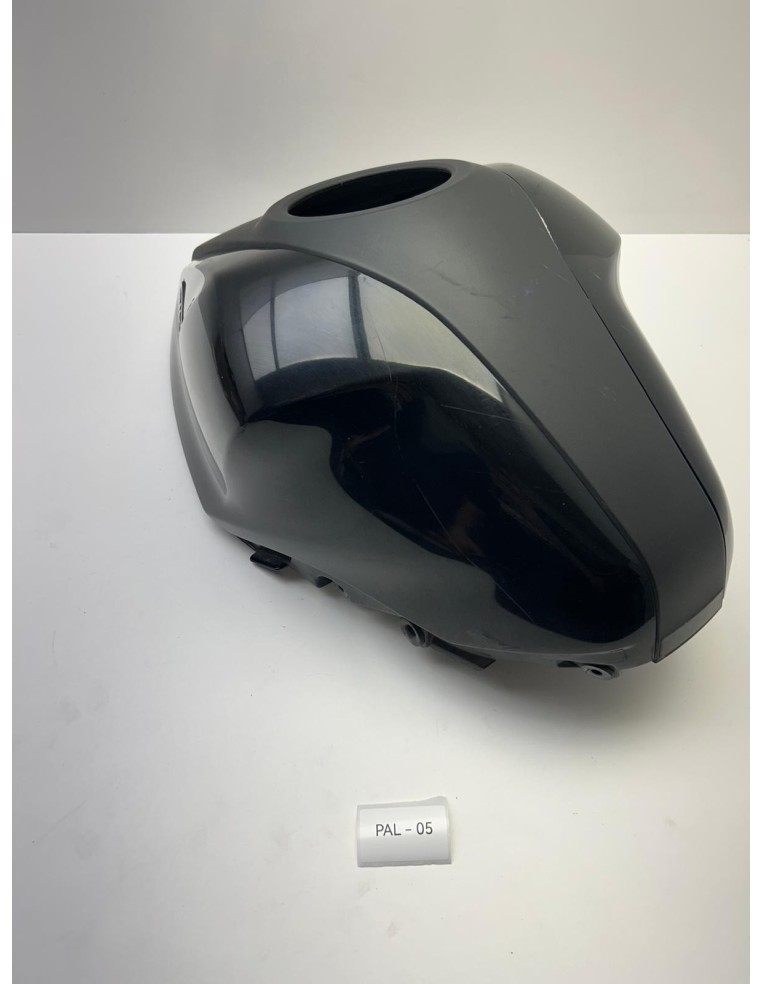 Cache réservoir YAMAHA YZF R3 / YZF R25 2015 - 2016 1WDF412900