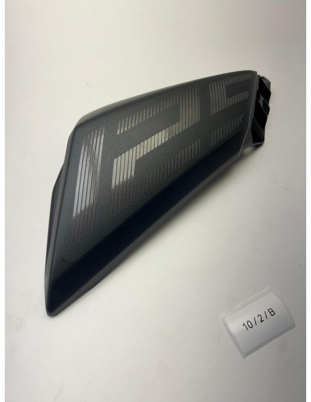 Cache latéral gauche YAMAHA MT 125 2020 - 2025 B6GF137W00