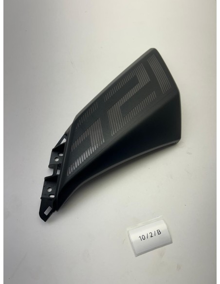 Cache latéral gauche YAMAHA MT 125 2020 - 2025 B6GF137W00