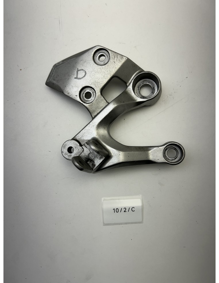 Platine de repose pieds avant droite origine YAMAHA MT 09 2014 - 2016