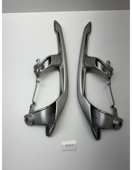 Poignées passager origine YAMAHA XMAX 125 2018 - 2025