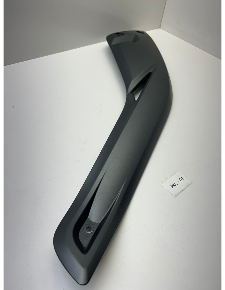 Cache latéral droit origine YAMAHA XMAX 125 2010 - 2013