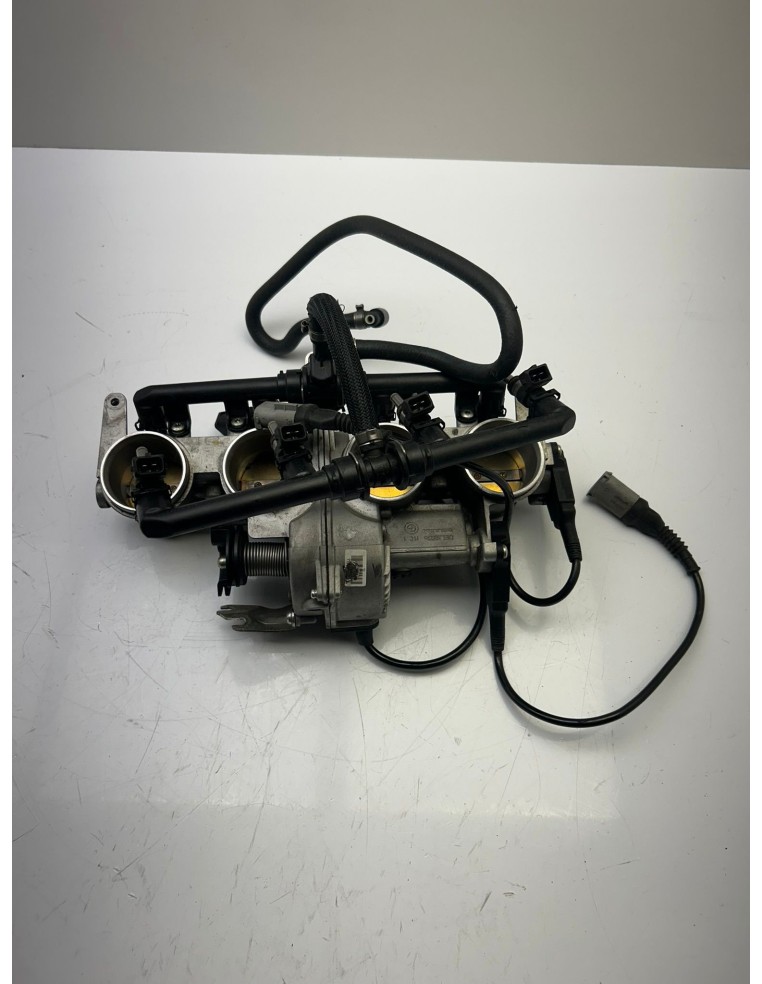 Rampe d'injection BMW S1000 RR 2009 - 2011 13547727908