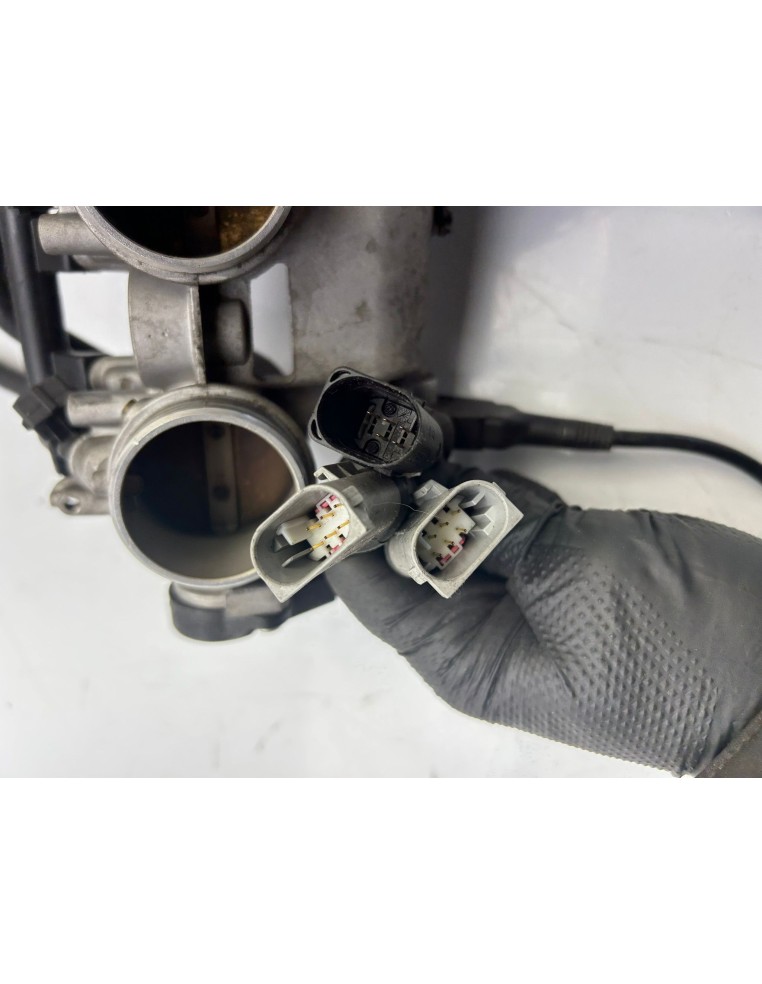 Rampe d'injection BMW S1000 RR 2009 - 2011 13547727908
