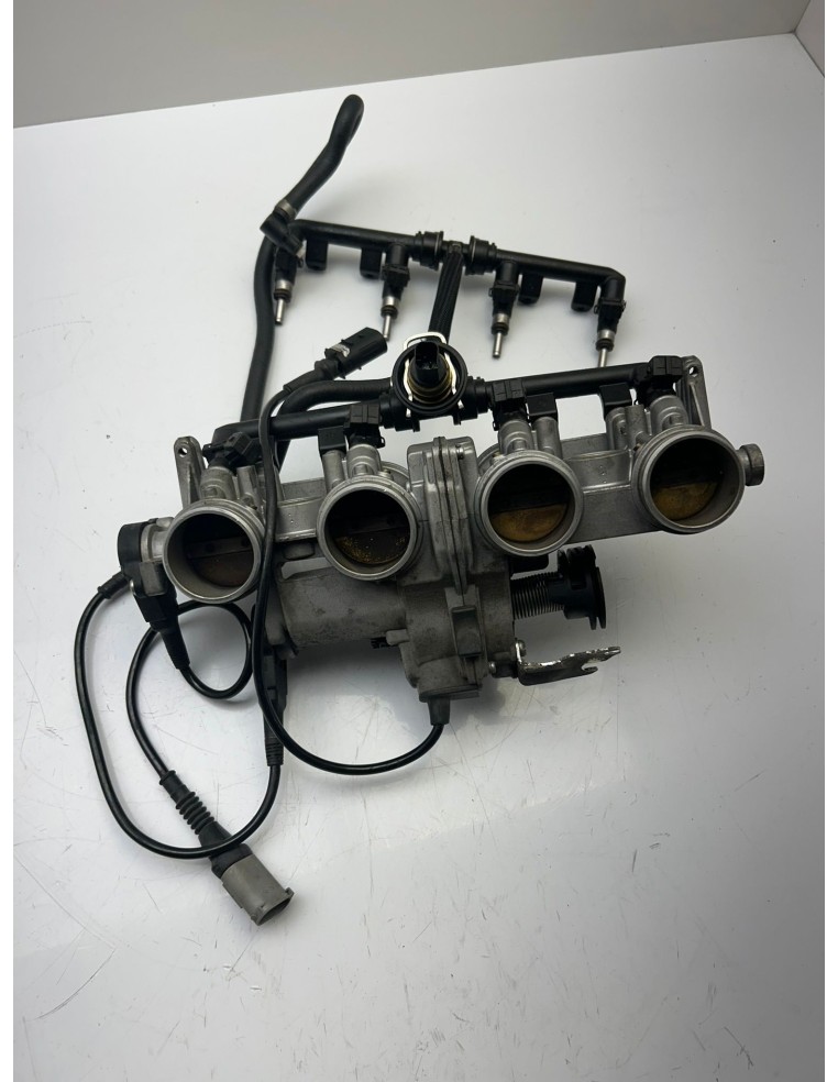 Rampe d'injection BMW S1000 RR 2009 - 2011 13547727908