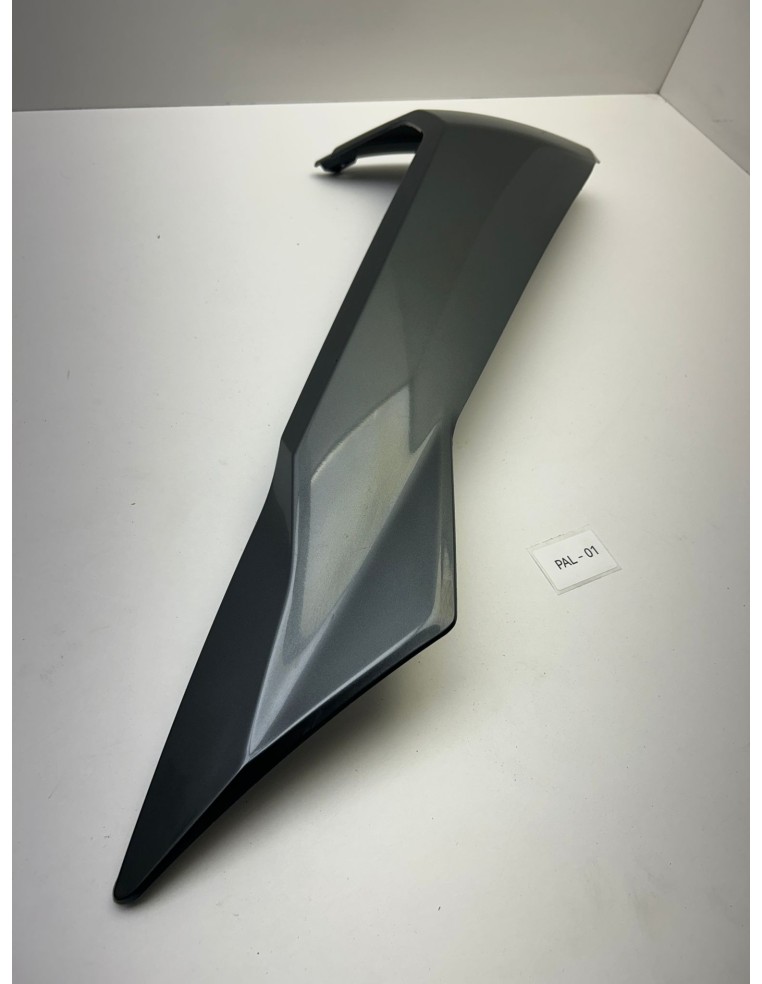 Bas de caisse droit origine YAMAHA XMAX 400 2013 - 2017
