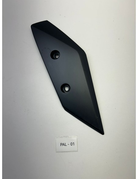 Garde boue avant droit origine YAMAHA XMAX 125 2018 - 2022