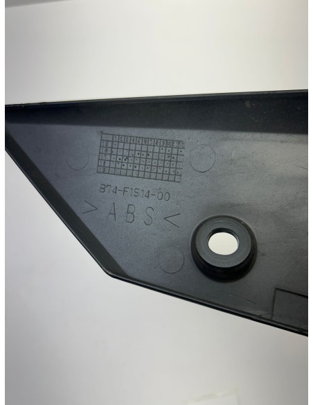 Garde boue avant droit origine YAMAHA XMAX 125 2018 - 2022