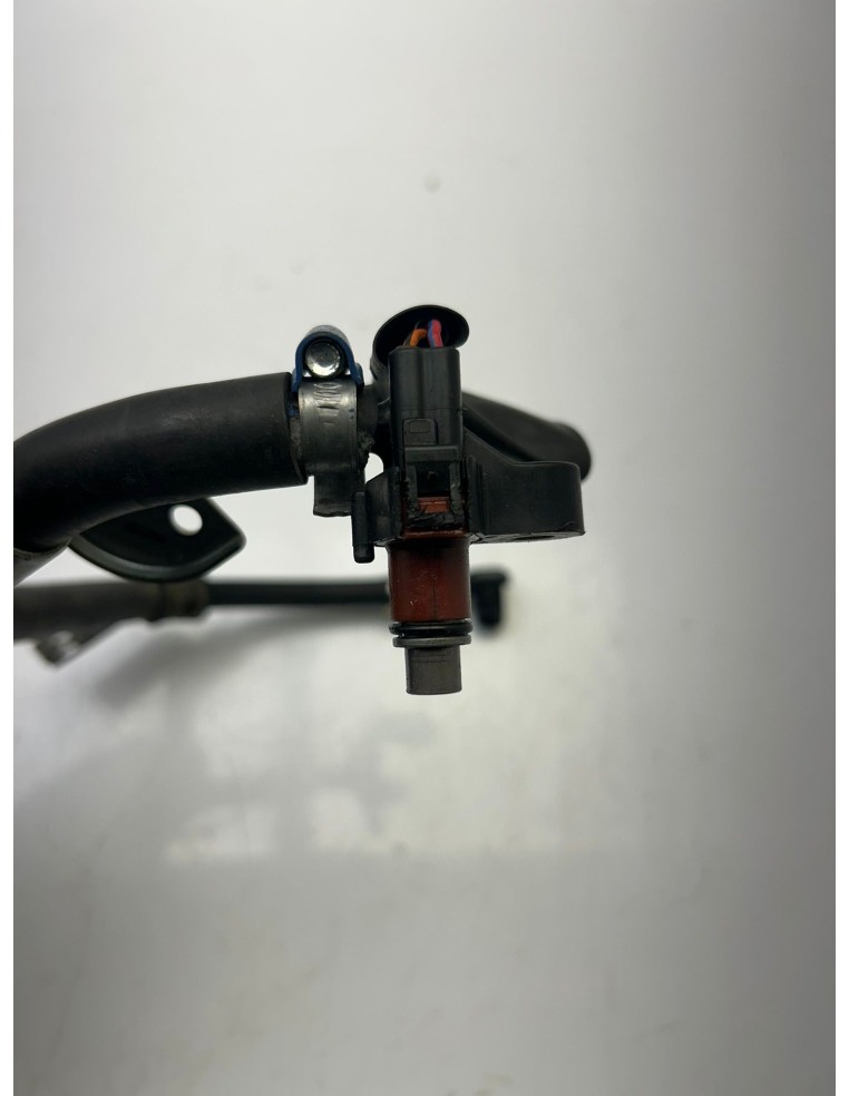 Injecteur avec durite d'essence YAMAHA XMAX 125 2006 - 2009