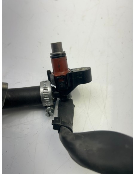 Injecteur avec durite d'essence YAMAHA XMAX 125 2006 - 2009