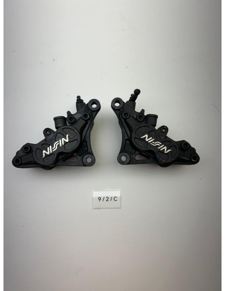 Etrier de frein avant droit et gauche SUZUKI GSF 1200 Bandit 1996 - 2000