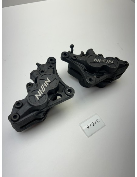 Etrier de frein avant droit et gauche SUZUKI GSF 1200 Bandit 1996 - 2000