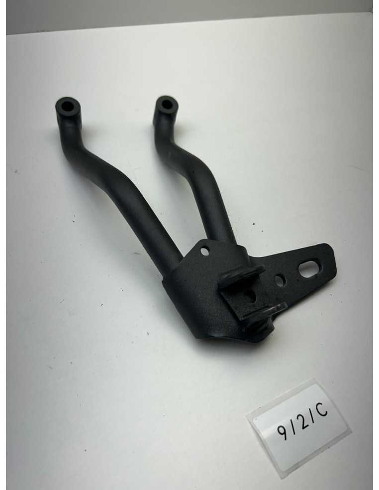 Platine de repose pieds arrière droit YAMAHA XSR 700 2016 - 2021