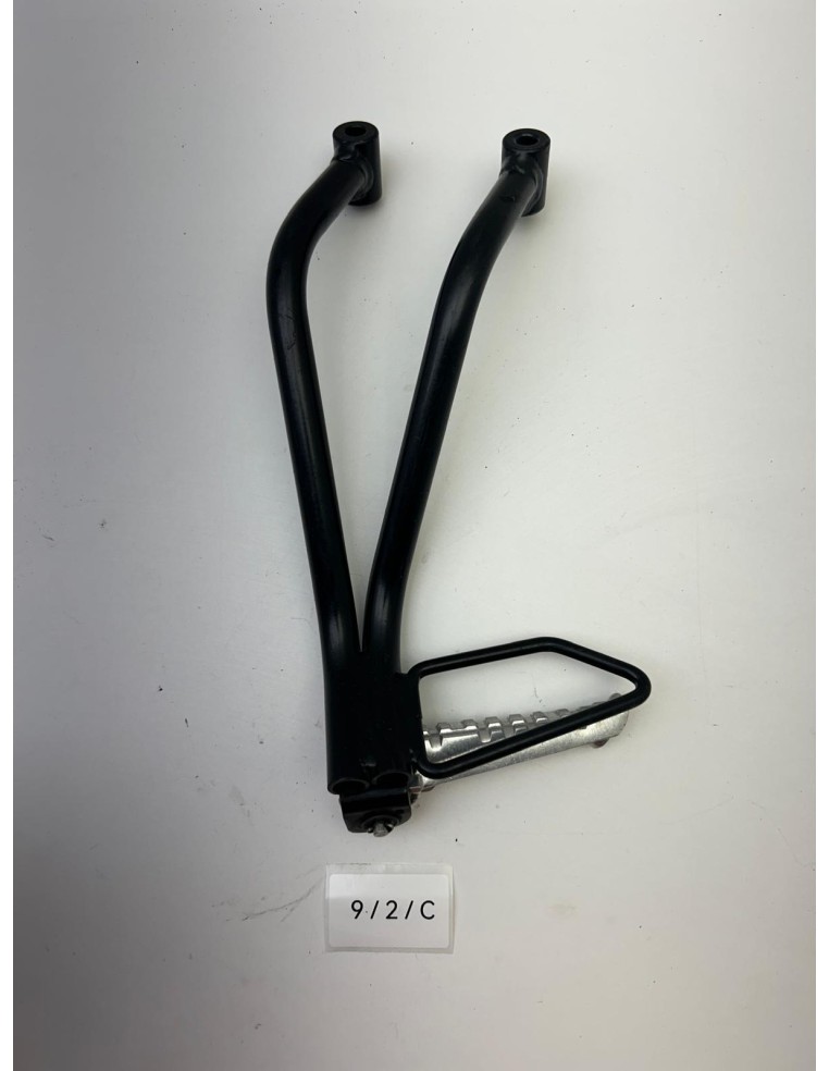 Platine de repose pieds arrière droit YAMAHA YZF R125 2010 - 2013