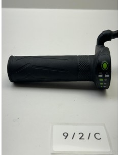 Poignée gauche chauffante YAMAHA XMAX 300 2025 - 2026
