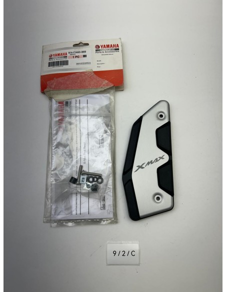 Platine de plancher repose pieds droit YAMAHA XMAX 125 2018 - 2022