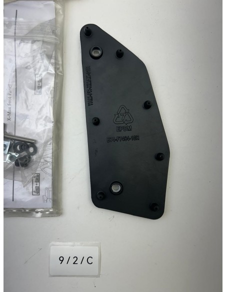 Platine de plancher repose pieds droit YAMAHA XMAX 125 2018 - 2022