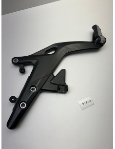 Platine repose pieds gauche origine KAWASAKI ER-6N 2012 - 2016