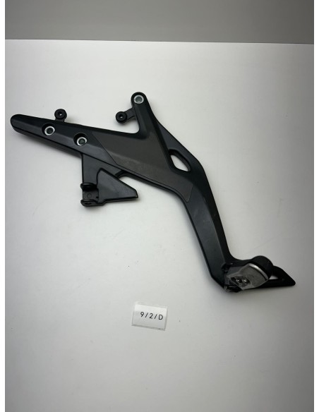 Platine repose pieds gauche origine KAWASAKI ER-6N 2012 - 2016