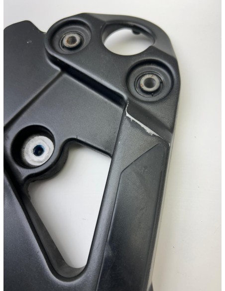 Platine de repose pieds gauche origine YAMAHA XJ6 2009 - 2016