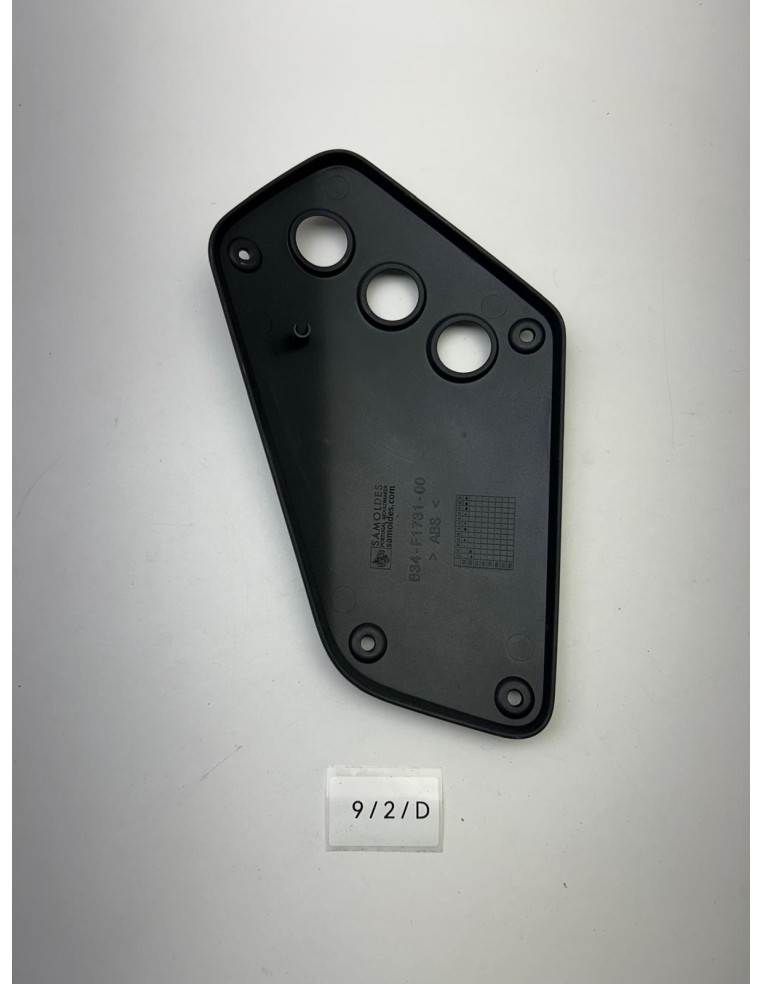 Carénage latéral gauche origine YAMAHA XSR 700 2016 - 2024